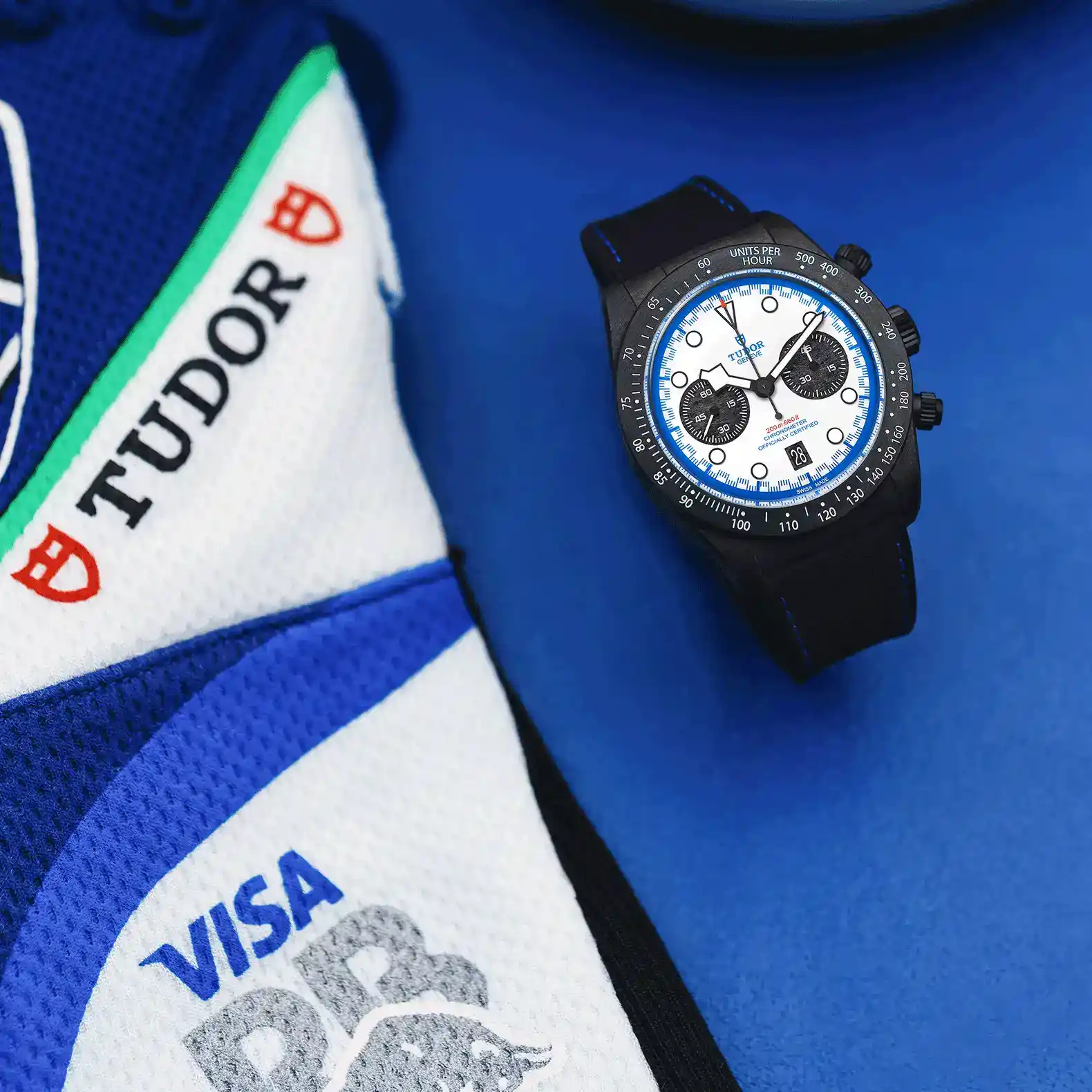 TUDOR BLACK BAY CHRONO CARBON 2025 M79377KN-0001